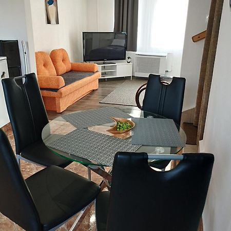 Var-Lak Apartman Balatonfůzfő Eksteriør billede